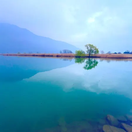 Lakefront With Private Garden And Parking Σπίτι διακοπών Dascio
