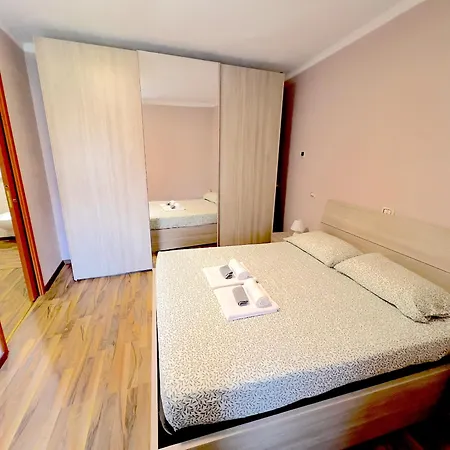 Сasa de vacaciones Garden Serenity Dascio